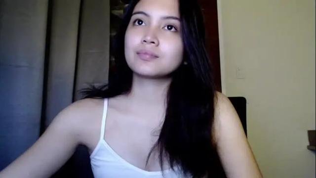Image 4 of ladymia_x Stream on Chaturbate on 18 days ago