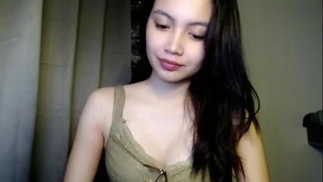 Image 2 of ladymia_x Stream on Chaturbate on 1 month ago