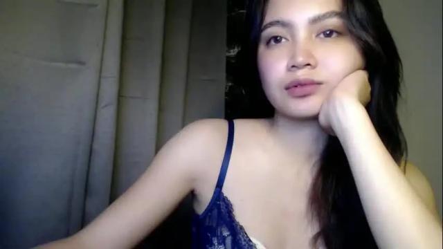 Image 3 of ladymia_x Stream on Chaturbate on 1 month ago