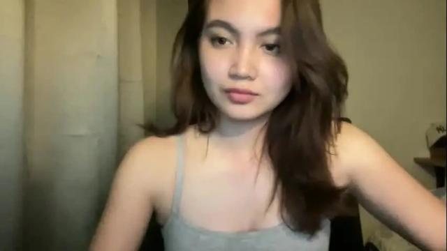 Image 2 of ladymia_x Stream on Chaturbate on 18 days ago