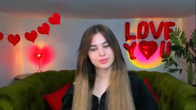 Image 6 of ladyofcandy Stream on Chaturbate on 8 months ago