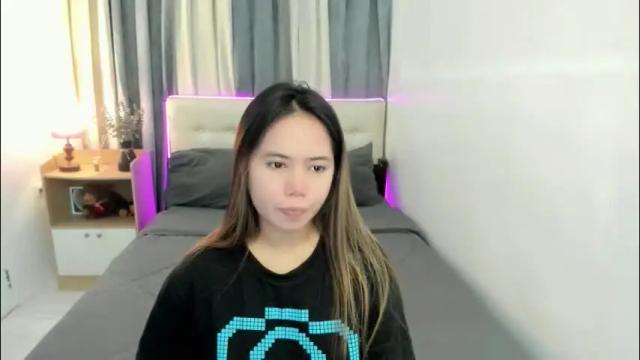 Image 2 of ladyrubelyn Stream on Chaturbate on 5 months ago