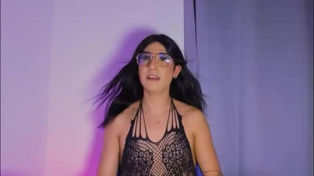 Image 3 of ladys_horny Stream on Chaturbate on 3 months ago