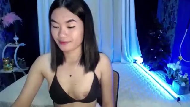 Image 11 of ladysnakex Stream on Chaturbate on 17 months ago