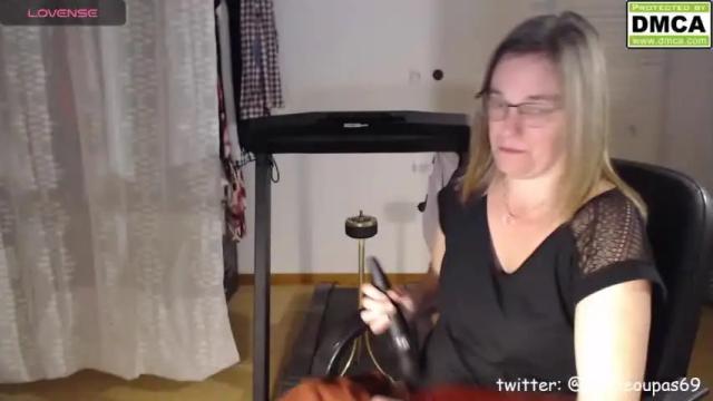 Image 8 of laeti34 Stream on Chaturbate on 18 months ago