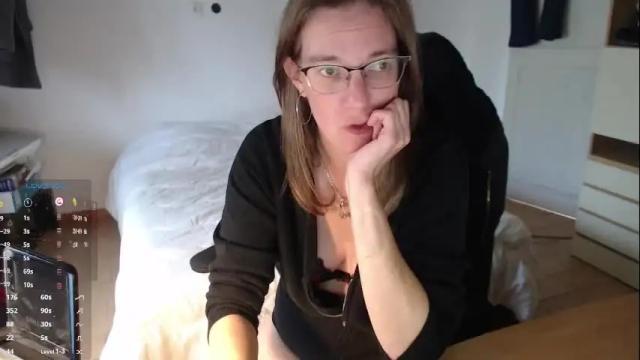 Image 3 of laeti34 Stream on Chaturbate on 2 months ago