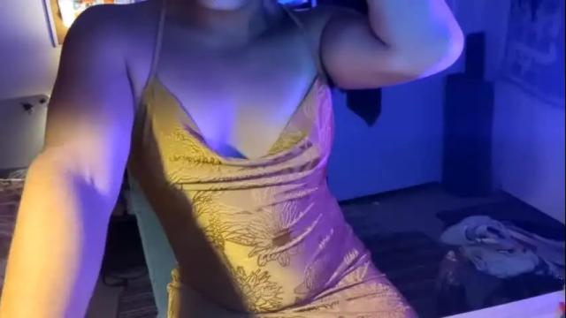 Image 2 of laflori Stream on Chaturbate on 5 months ago