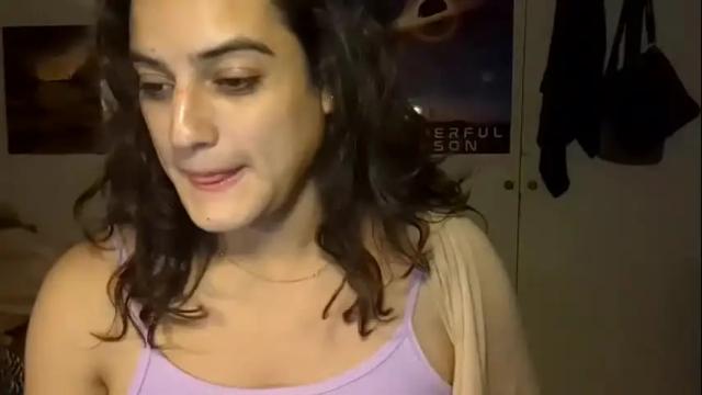 Image 12 of laflori Stream on Chaturbate on 2 months ago