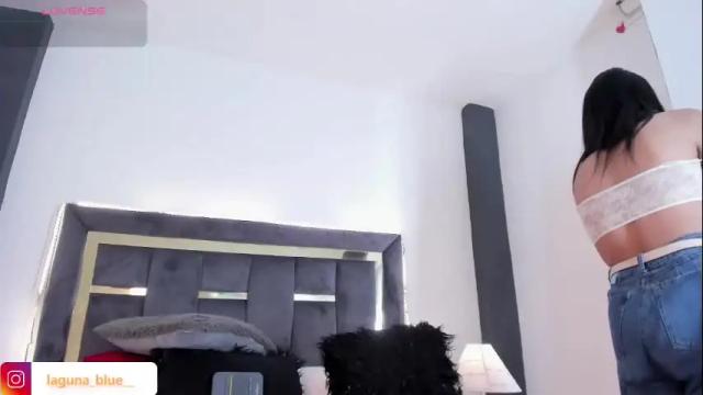 Image 4 of laguna_blue Stream on Chaturbate on 1 month ago