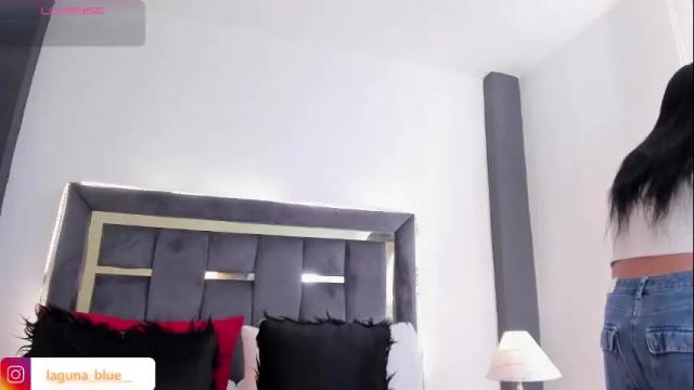 Image 12 of laguna_blue Stream on Chaturbate on 1 month ago