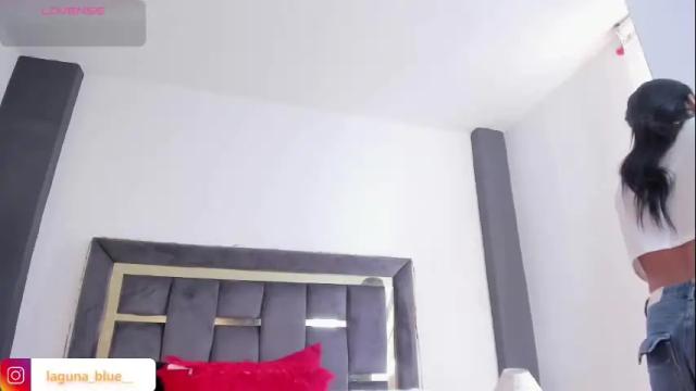 Image 6 of laguna_blue Stream on Chaturbate on 13 days ago