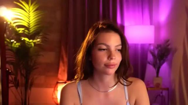 Image 2 of lahaina_noon Stream on Chaturbate on 13 months ago