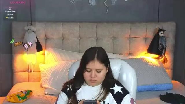 Image 8 of laia_and_aloby Stream on Chaturbate on 10 hours ago