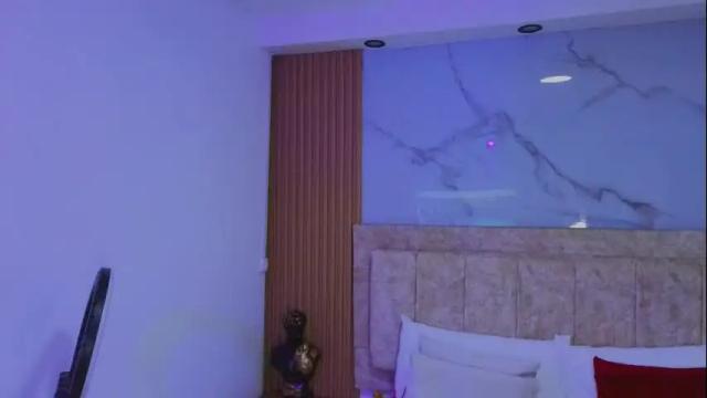 Image 12 of laiamilf Stream on Chaturbate on 21 days ago