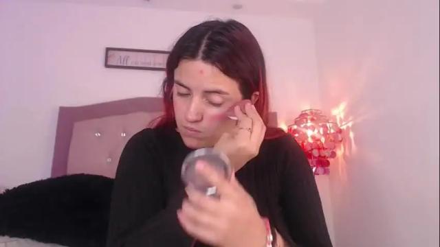Image 3 of laiia_clower Stream on Chaturbate on 20 days ago