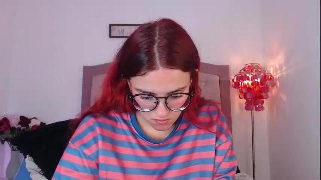 Image 4 of laiia_clower Stream on Chaturbate on 6 days ago