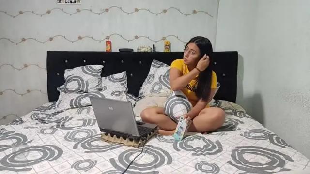 Image 6 of laikys_gray Stream on Chaturbate on 15 months ago