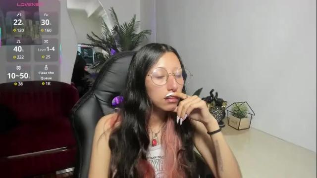 Image 12 of laila_angel Stream on Chaturbate on 3 months ago