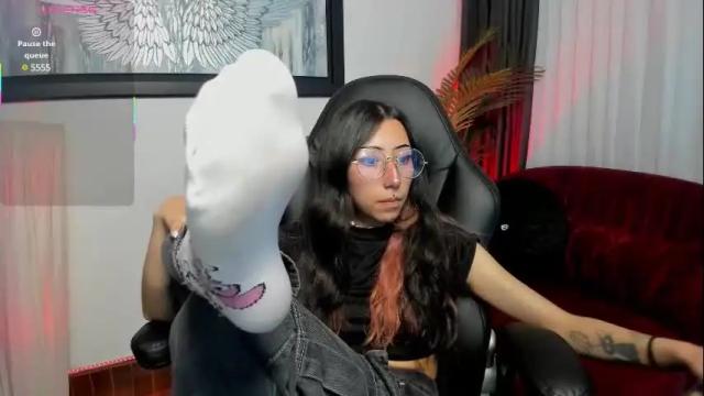 Image 2 of laila_angel Stream on Chaturbate on 3 months ago