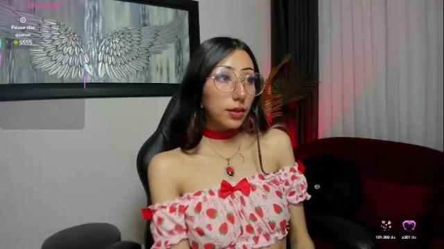 Image 6 of laila_angel Stream on Chaturbate on 3 months ago