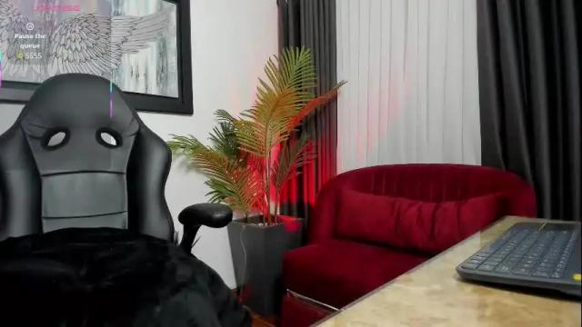 Image 10 of laila_angel Stream on Chaturbate on 2 months ago