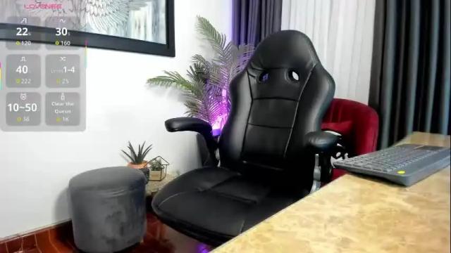 Image 12 of laila_angel Stream on Chaturbate on 20 days ago