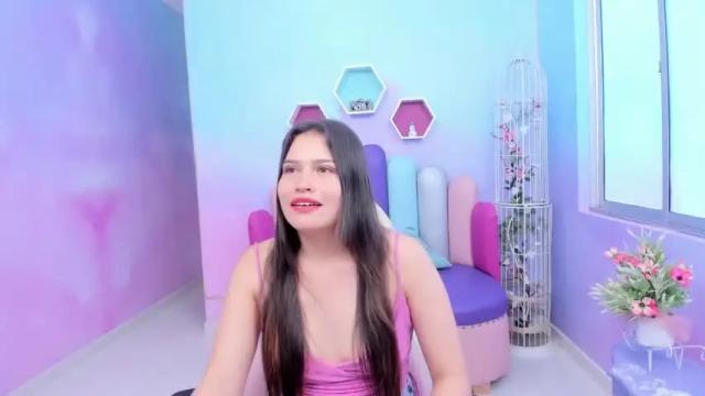 Image 10 of lailaadamss Stream on Chaturbate on 15 months ago