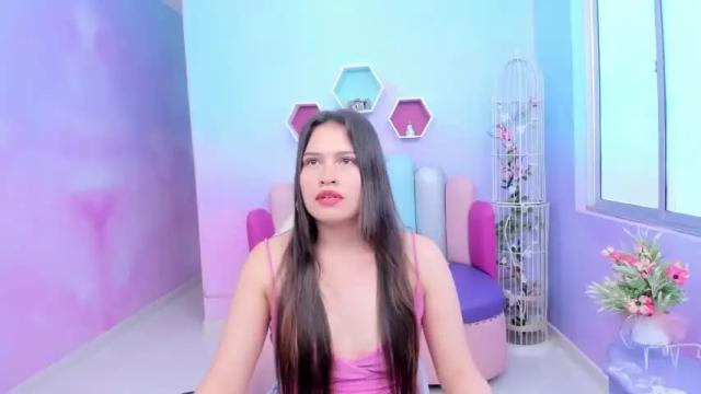 Image 11 of lailaadamss Stream on Chaturbate on 15 months ago