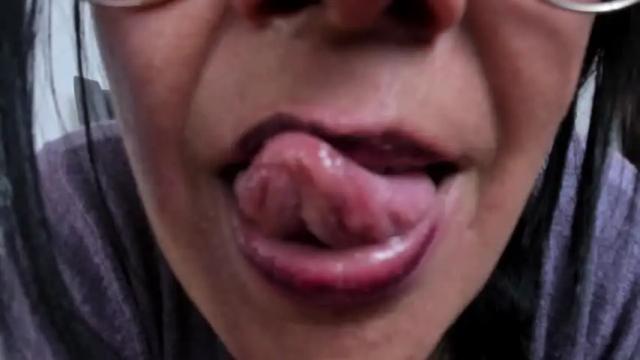 Image 10 of lailacastillomilf Stream on Chaturbate on 12 months ago