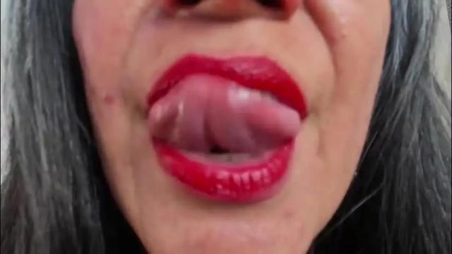 Image 4 of lailacastillomilf Stream on Chaturbate on 1 month ago