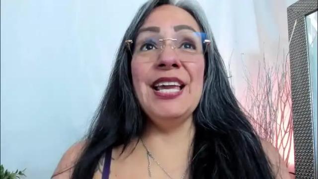 Image 6 of lailacastillomilf Stream on Chaturbate on 14 hours ago