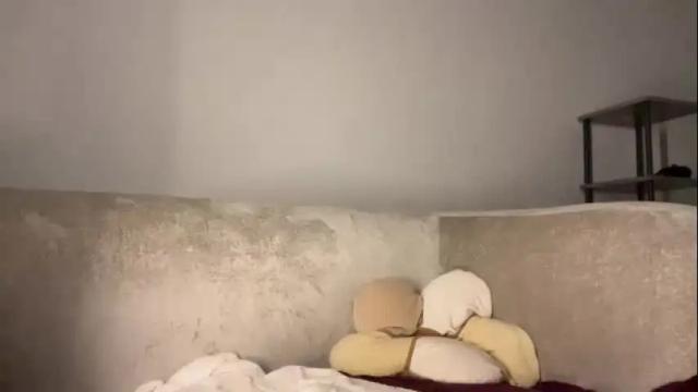 Image 4 of lailagetslaid Stream on Chaturbate on 14 months ago