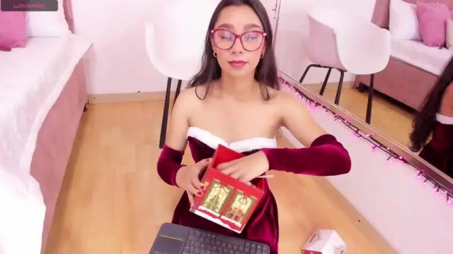 Image 11 of lailawatson Stream on Chaturbate on 18 months ago