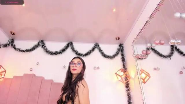 Image 10 of lailawatson Stream on Chaturbate on 16 months ago