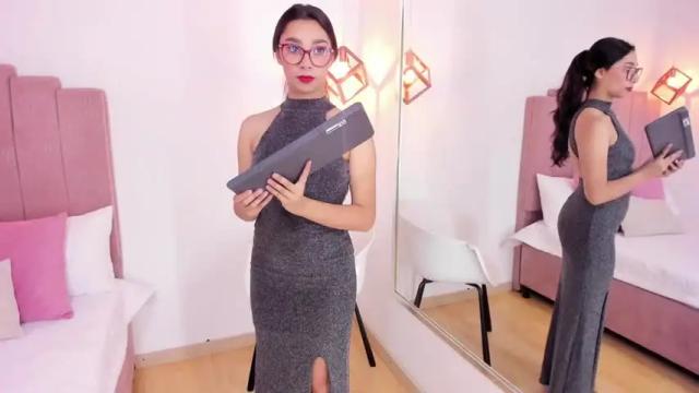 Image 4 of lailawatson Stream on Chaturbate on 16 months ago
