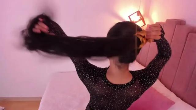 Image 4 of lailawatson Stream on Chaturbate on 17 months ago