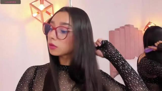 Image 12 of lailawatson Stream on Chaturbate on 17 months ago
