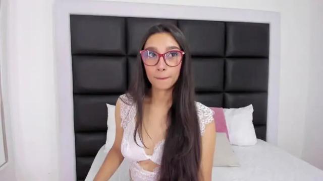 Image 4 of lailawatson Stream on Chaturbate on 15 months ago