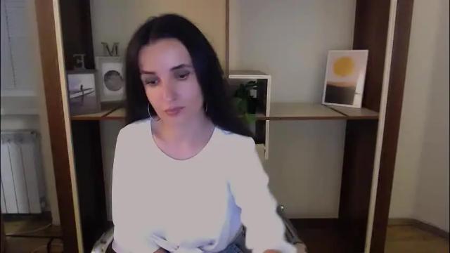 Image 3 of laimapinch_ Stream on Chaturbate on 3 months ago