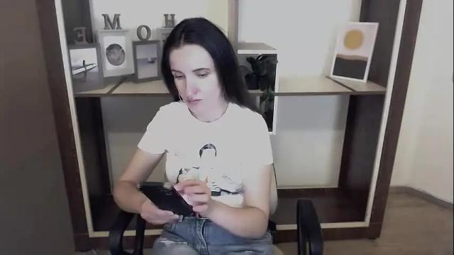 Image 3 of laimapinch_ Stream on Chaturbate on 1 month ago