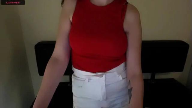 Image 3 of laimapinch_ Stream on Chaturbate on 1 month ago