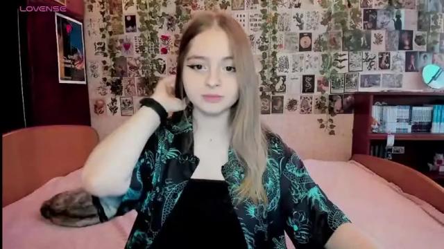 Image 2 of lain__ Stream on Chaturbate on 14 months ago