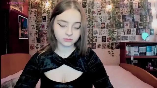 Image 12 of lain__ Stream on Chaturbate on 14 months ago