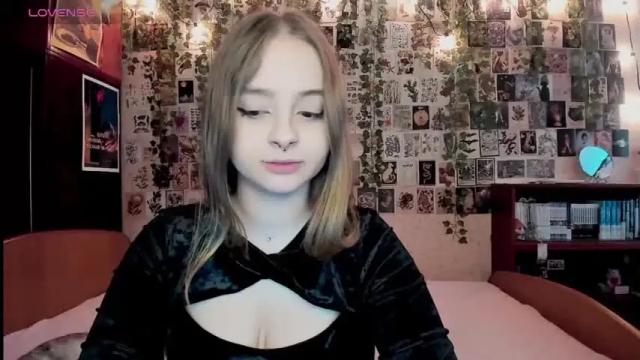 Image 2 of lain__ Stream on Chaturbate on 14 months ago