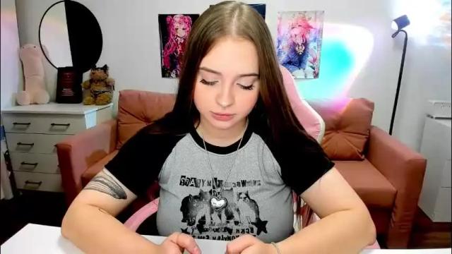 Image 2 of lain__ Stream on Chaturbate on 3 months ago