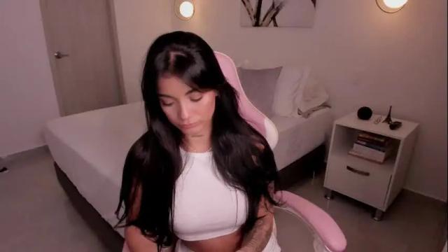 Thumbnail 1, laira_scott's Stream at Chaturbate, 6 months ago