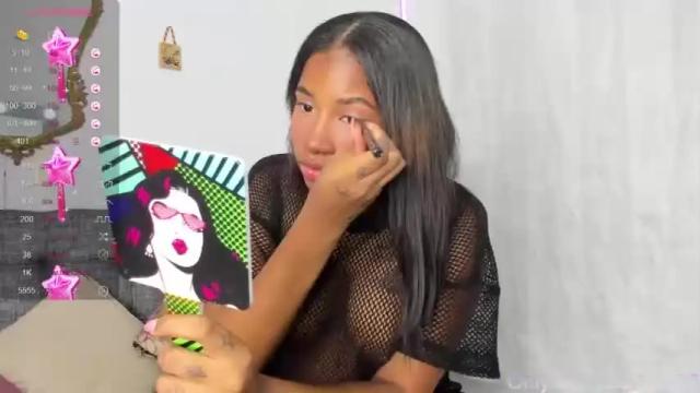 Image 6 of lala_love27 Stream on Chaturbate on 18 months ago