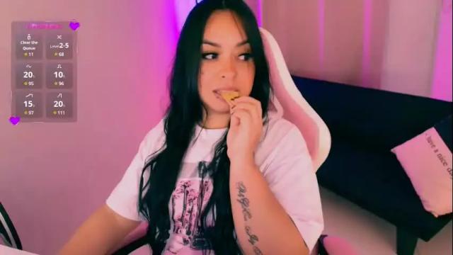 Image 6 of lalablack1_ Stream on Chaturbate on 4 months ago