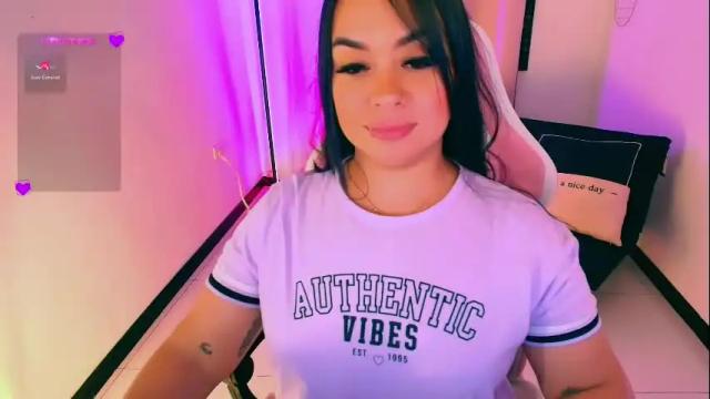 Image 8 of lalablack1_ Stream on Chaturbate on 4 months ago