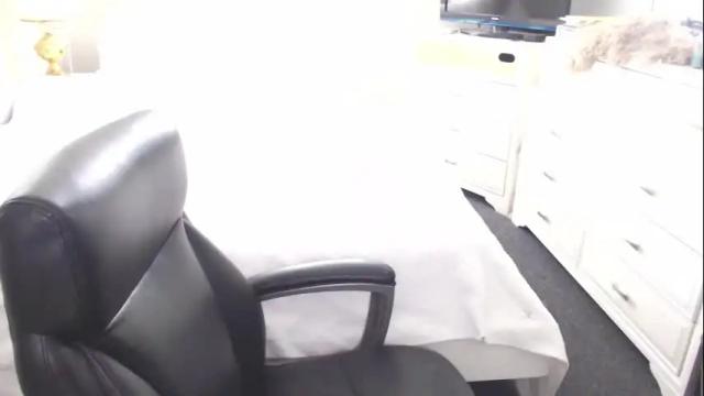 Image 11 of lalaunderwood813 Stream on Chaturbate on 17 months ago